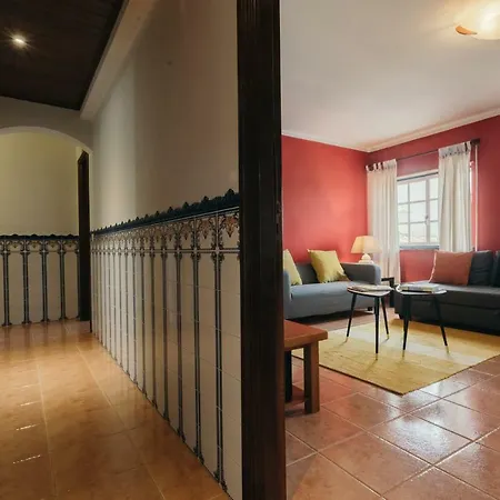 Best Houses 25: Charming Apartment, Great Location Peniche