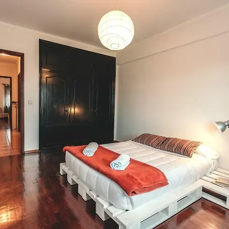 Best Houses 25: Charming Apartment, Great Location *