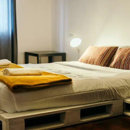Best Houses 25: Charming Apartment, Great Location